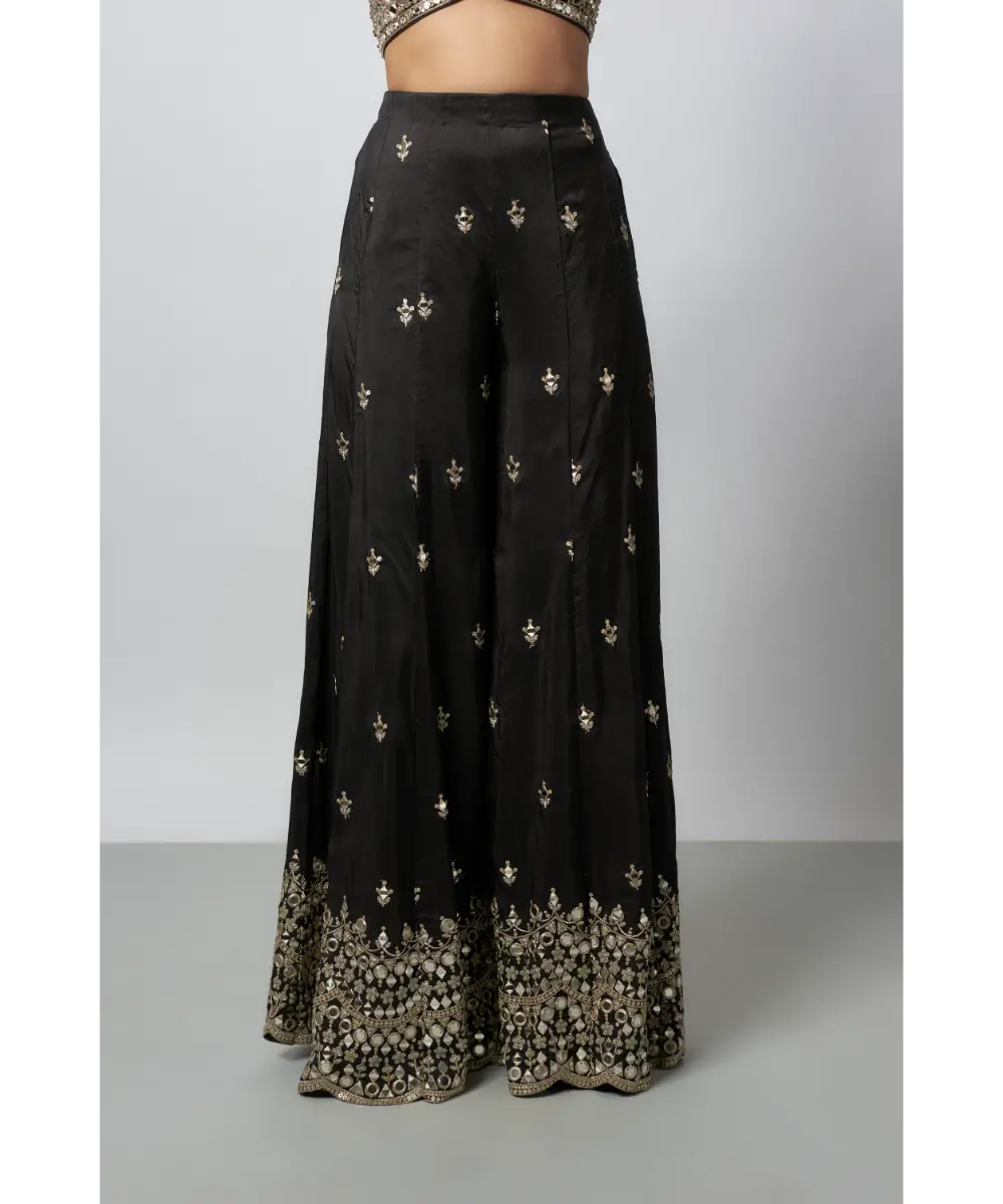 GOPI VAID- Avnoor Pant Set